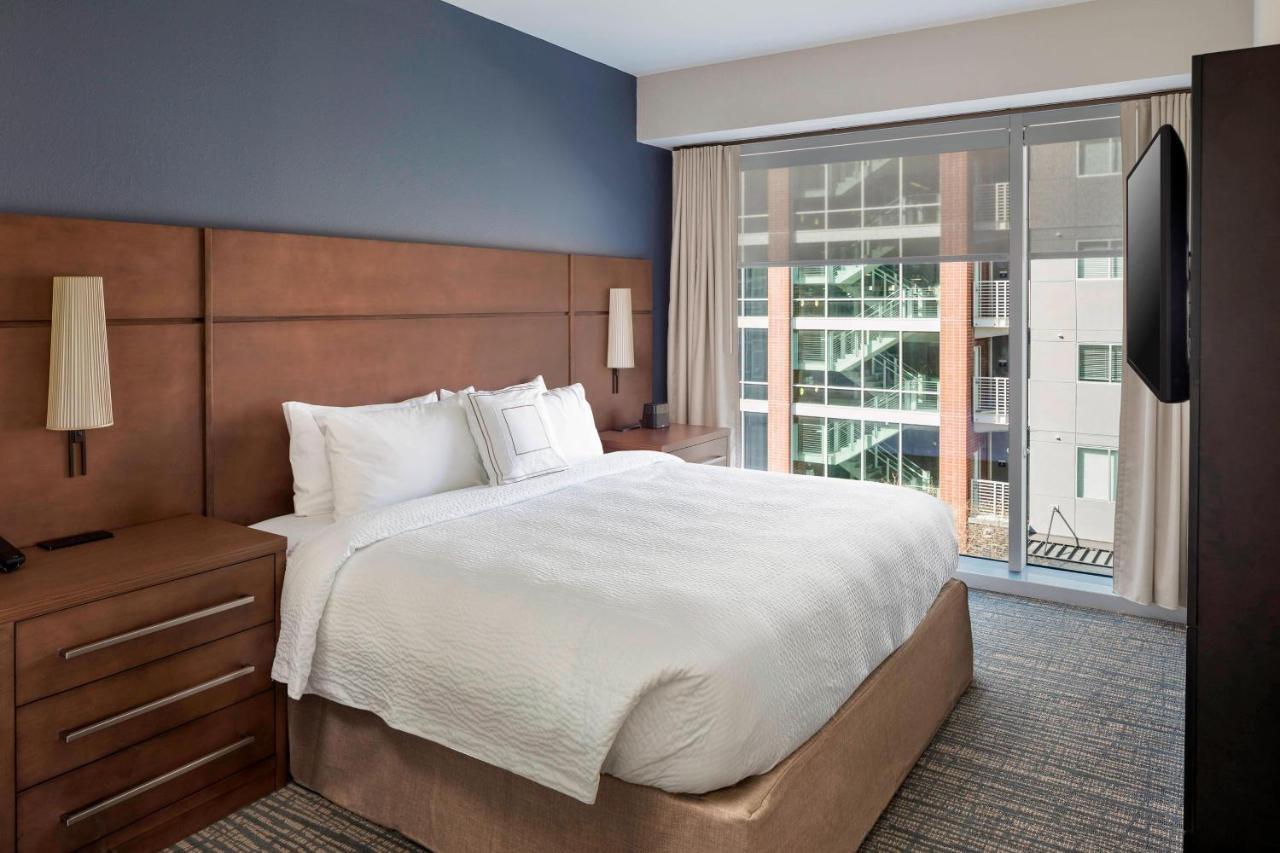 Residence Inn By Marriott Greenville Downtown Extérieur photo
